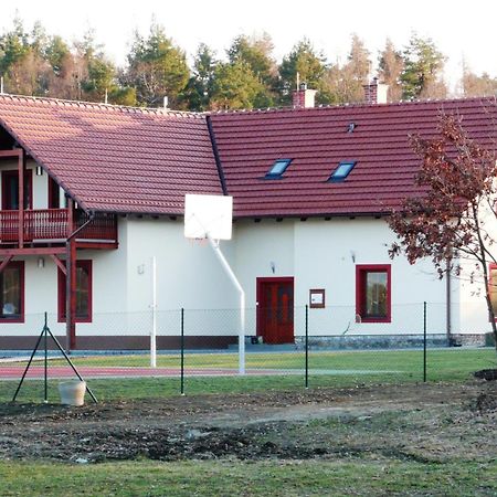 Penzion Lipina Slatiňany المظهر الخارجي الصورة